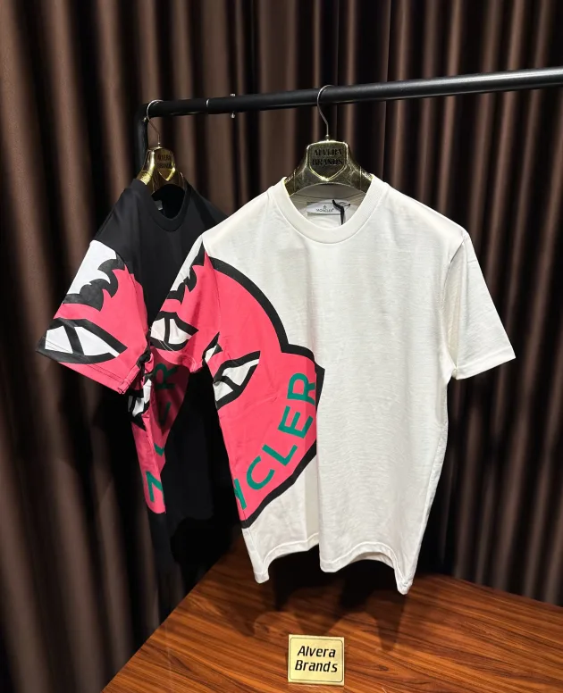 Moncler T shirt